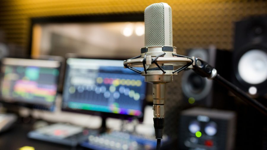 Aumentar los horarios de desconexión territorial en lengua gallega y recuperar Radio 4